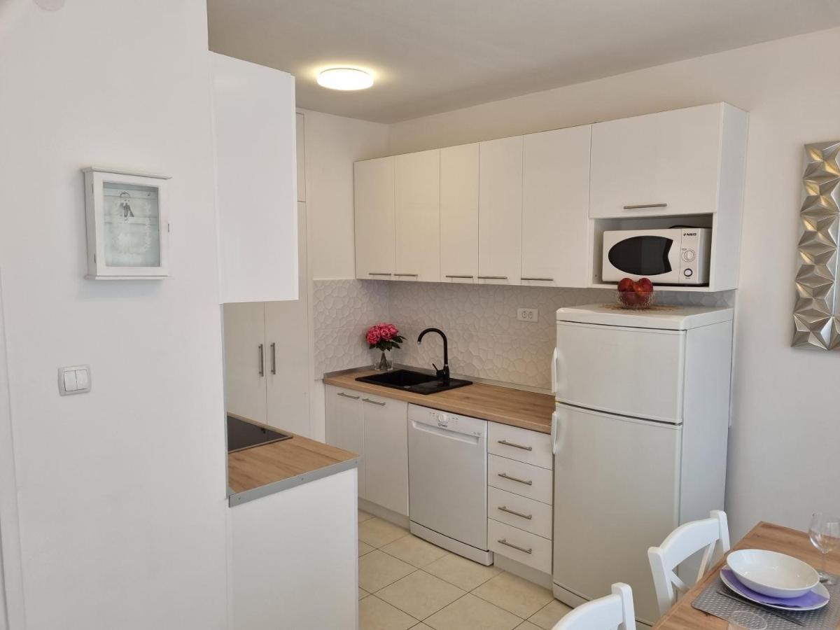 Babylu Apartman Zadar Exterior photo